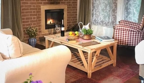Suite, Fireplace