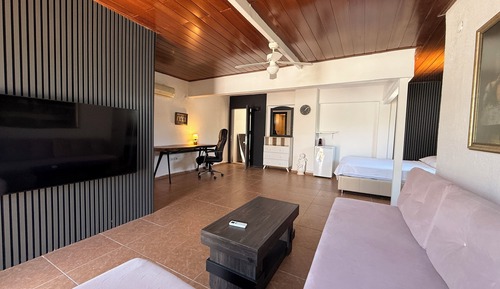 Roof Suite