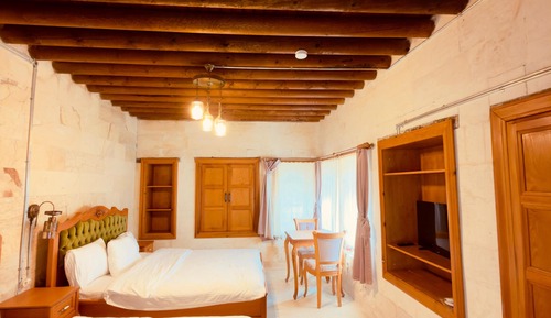 Twin Room, Lake View
