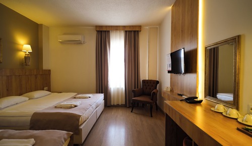 Classic Twin Room