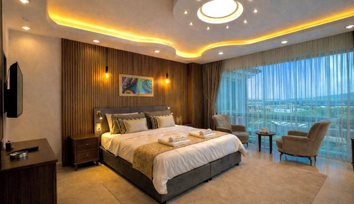 Junior Suite, City View