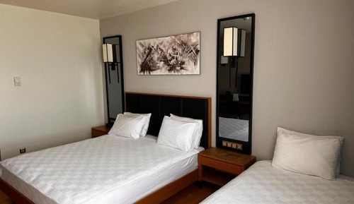 Family Triple Room, City View