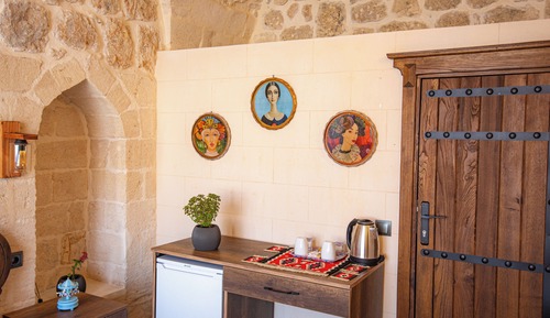Deluxe Room, Hill View
