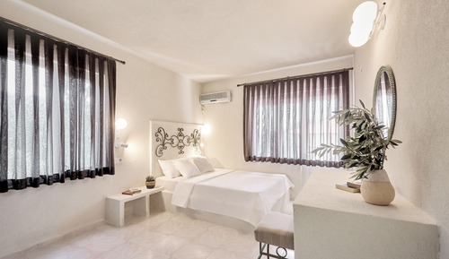 Classic Apartment, Sea View