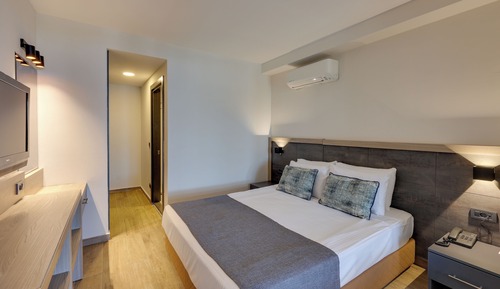 Standard Room, 1 Bedroom, Courtyard View