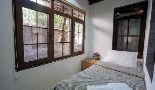Executive Room, Multiple Beds, Non Smoking, Kitchen