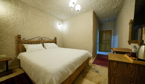 Basic Double Room