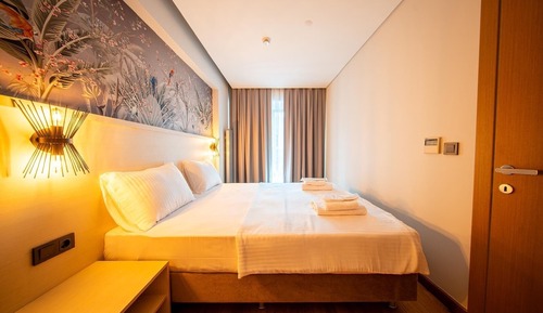 Superior Suite, City View