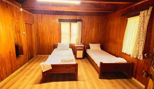 Comfort Room, Garden View