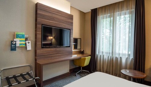 Standard Room, 1 Queen Bed, Smoking