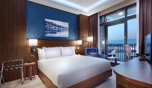 Suite, Multiple Beds, Bay View