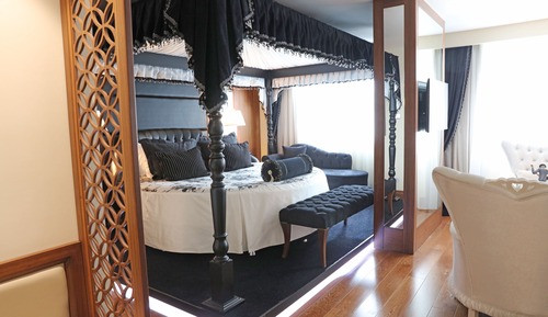 Honeymoon Suite, 1 Bedroom, Smoking