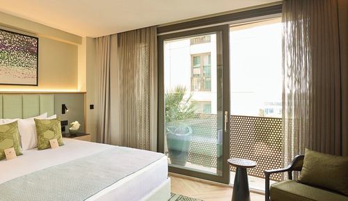 Pera Superior Room
