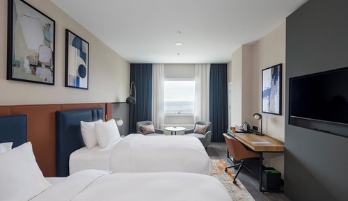 Standard Room, 2 Twin Beds, City View