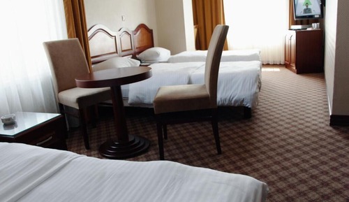 Basic Quadruple Room, City View