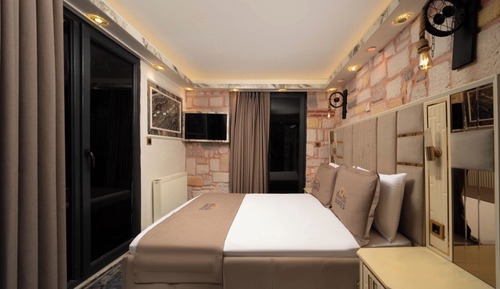 Luxury Studio Suite