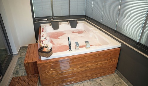 Premium Suite, Private Bathroom, City View