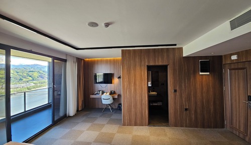 Standard Quadruple Room, River View