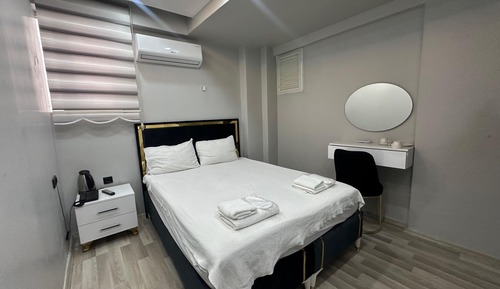 Classic Double Room