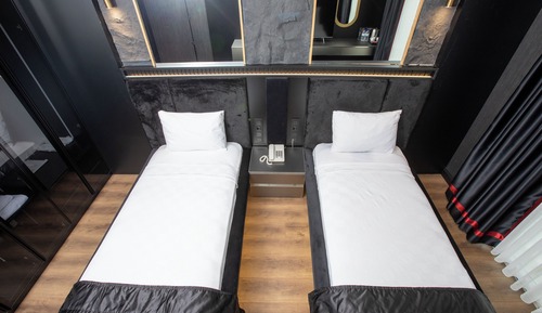 Standard Twin Room, City View