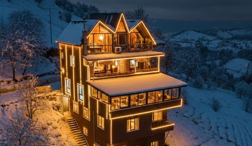 Villa, River View, Mountainside