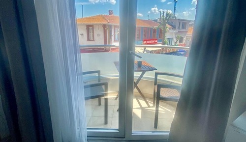 Deluxe Room, Balcony, City View