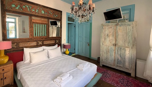 Vintage Suite