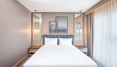 Standard Room, City View