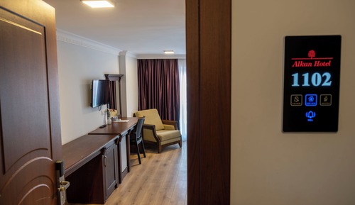 Economy Twin Room