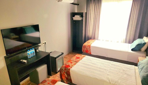 Comfort Triple Room