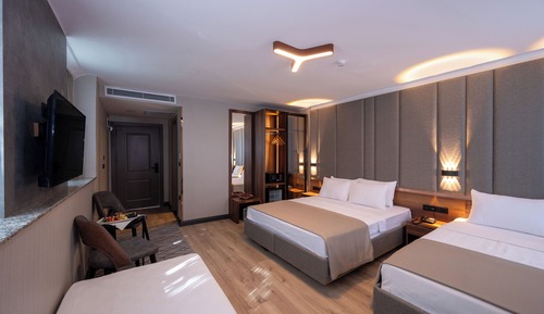 Standard Quadruple Room