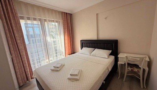 Economy Suite