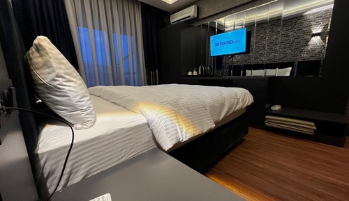Deluxe Double Room, River View