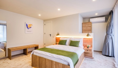 Deluxe Double Room, City View