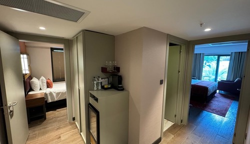 Double & Single Bed Family Partial Sea View