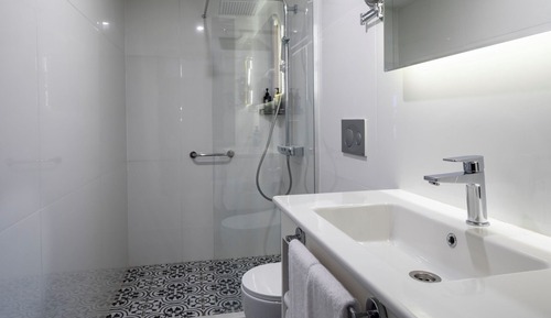Suite, Balcony (Land Side, 2 French Beds)