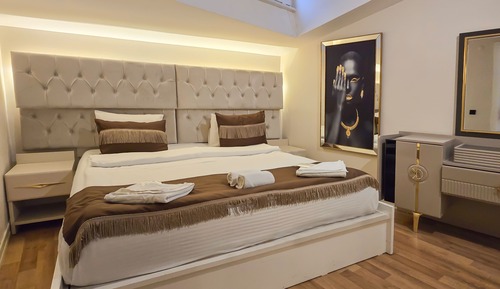 Superior Suite