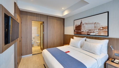 Suite, 1 Double Bed with Sofa bed, Terrace