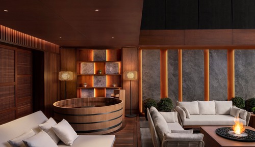 Club Suite, 1 King Bed with Sofa bed, Smoking
