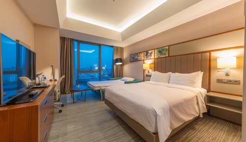 Family Room, 1 Queen Bed