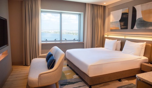 DELUXE KING ROOM WITH BOSPHORUS VIEW