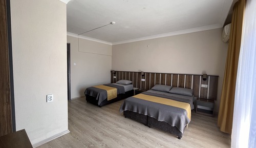 Executive Room, Multiple Beds