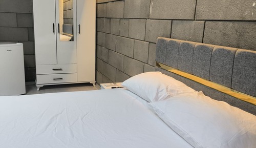 Deluxe Triple Room, Courtyard View