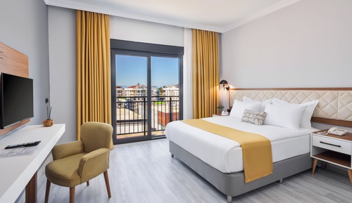 Classic Double Room, City View