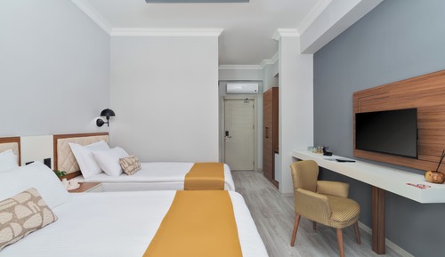 Comfort Twin Room