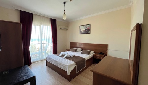 Grand Room, Balcony, Sea View