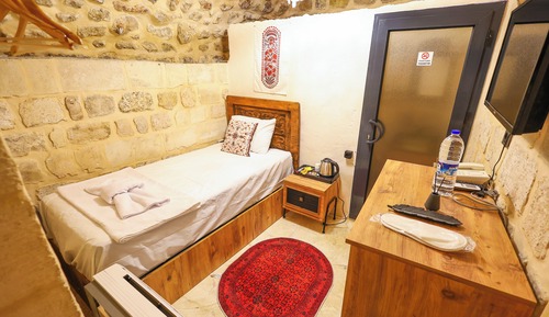 Economy Single Room
