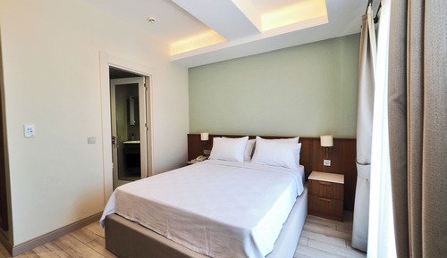 Deluxe Double Room, City View