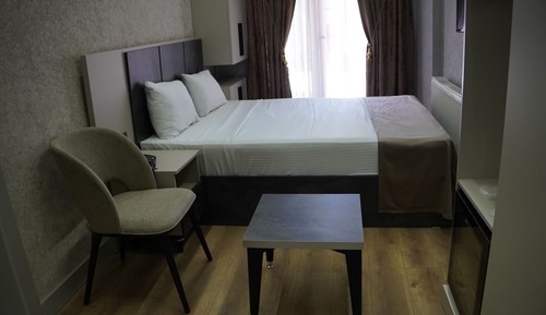 Classic Single Room, City View