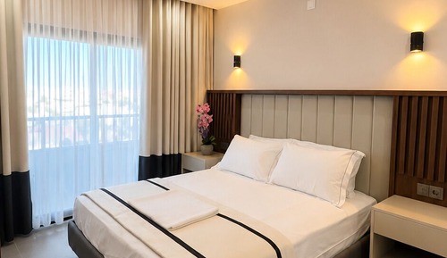 Superior One Bedroom with Balcony